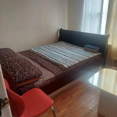 Crystal Room 1 Guest House Near 12Mins To Ewr Airport / Prudential / Njit / Penn Station